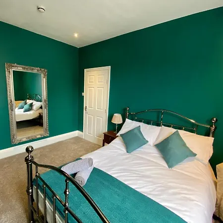 Blenheim בית הארחה